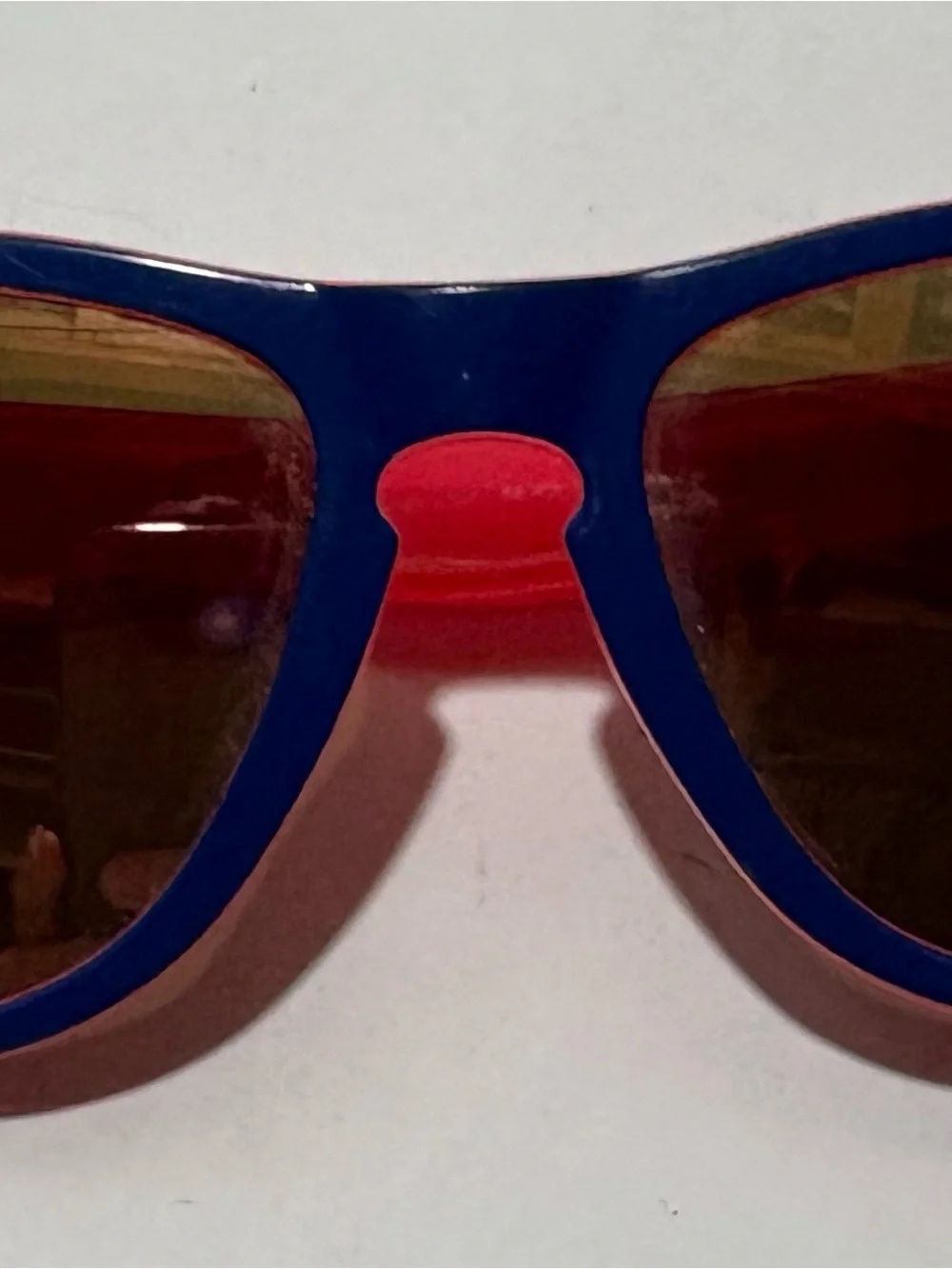 Men's Oakley Sunglasses - Classic Polarized Style